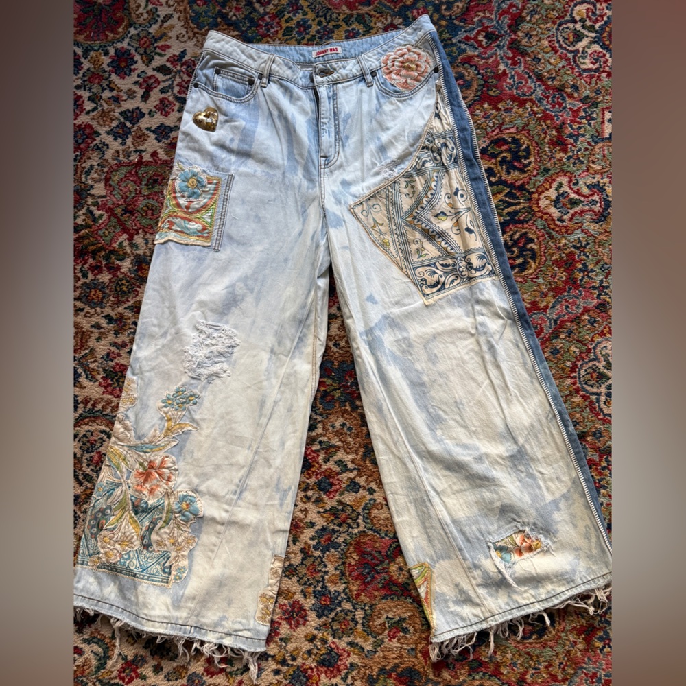 Johnny Was patchwork silk floral Wide Leg Jeans Size 32 - Picture 14 of 14